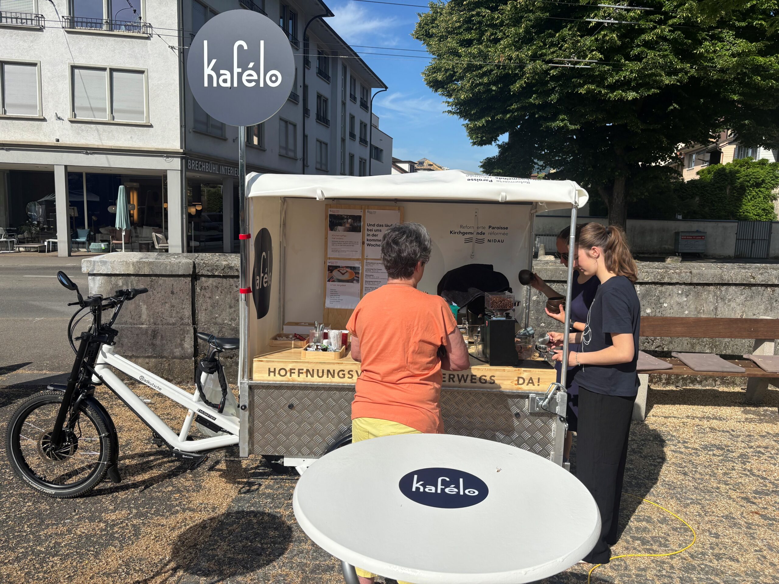 "Kafélo" am Nidauer Märit